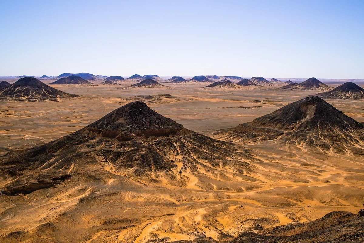 2 Days Bahariya Oasis Desert Safari Tour